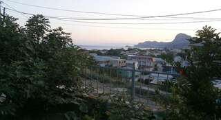 Гостевой дом Эмилия Судак Двухместный номер эконом-класса с 1 кроватью или 2 отдельными кроватями-3